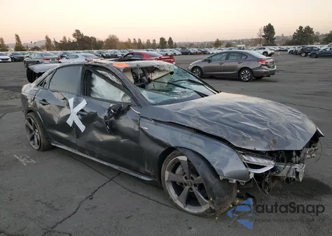 2021 Audi A4 Premium Plus 45 z USA, uszkodzony, nr VIN WAUEAAF46MN007401